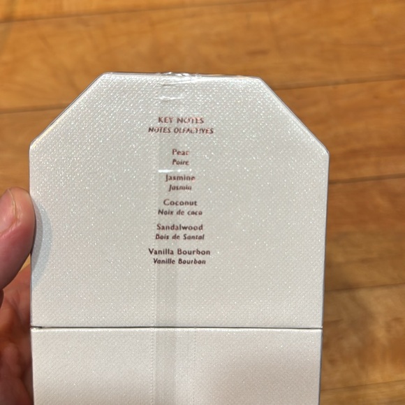 NWT KAYALI Utopia vanilla coconut perfume 3.4 FL OZ - Picture 5 of 10